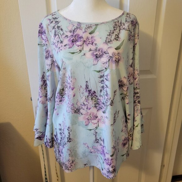 Belle by Kim Gravel Printed Stretch 3/4 Flutter Sleeve Top - M - EUC - Picture 1 of 10